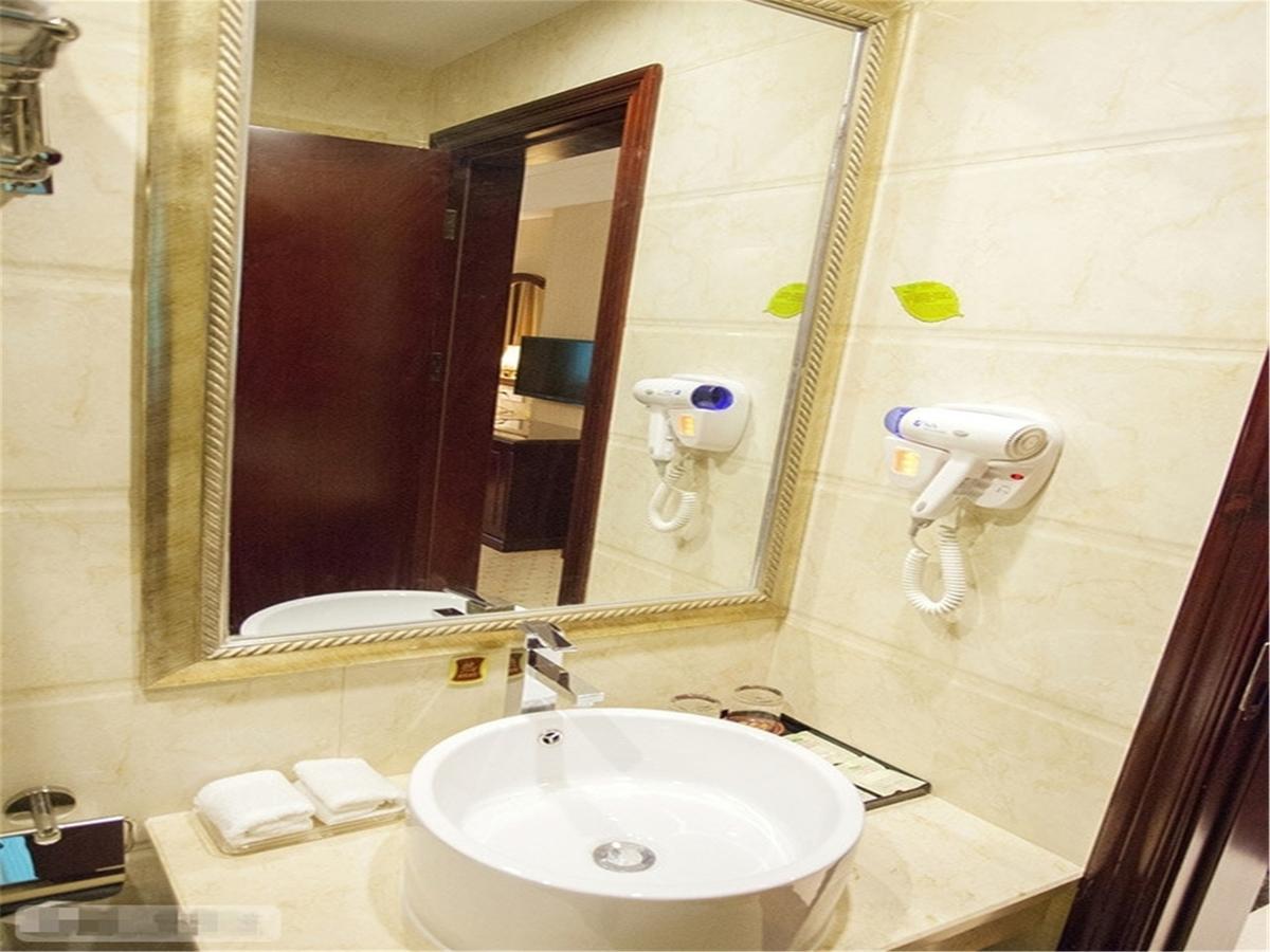 Vienna International Hotel Shanghai Baoshan Pangu Road Exteriér fotografie