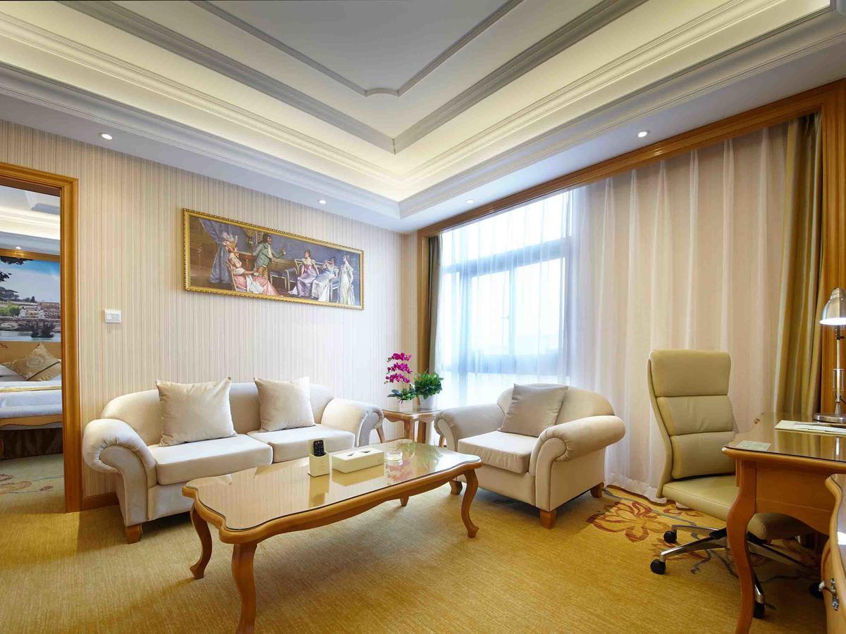 Vienna International Hotel Shanghai Baoshan Pangu Road Exteriér fotografie